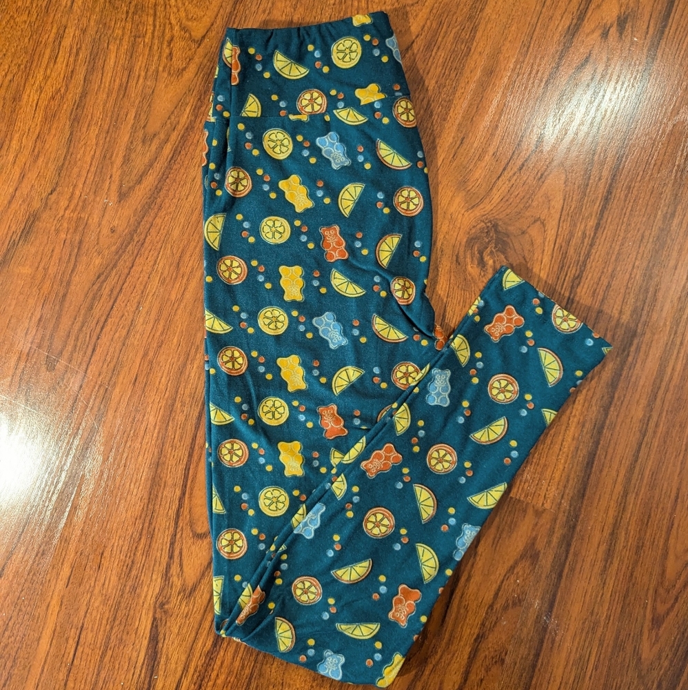 3/$30 - Teal Gummy Bear Lularoe OS Leggings - NWOT